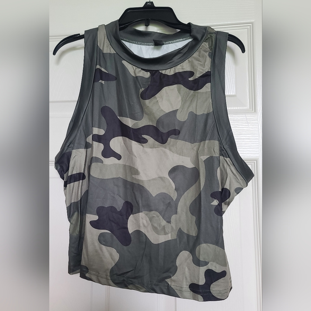 SHEIN Curve 2XL Gray and Black Top